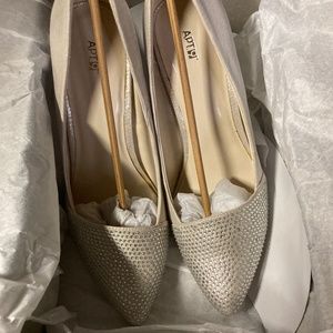 Apt. 9 Sparkle Toe Heel